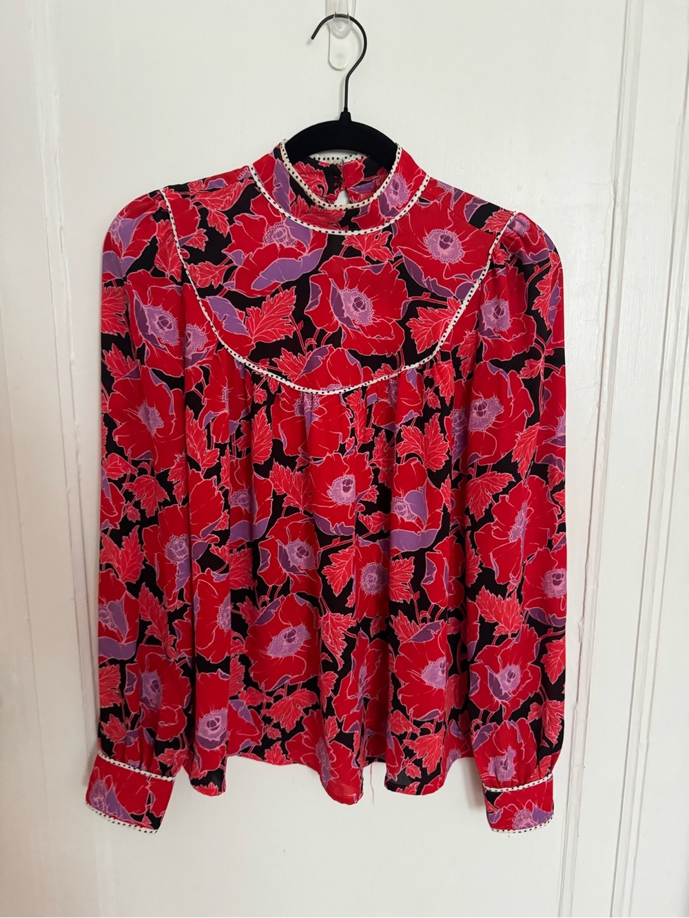 Who What Wear Red and Purple Floral High Neck Blouse
